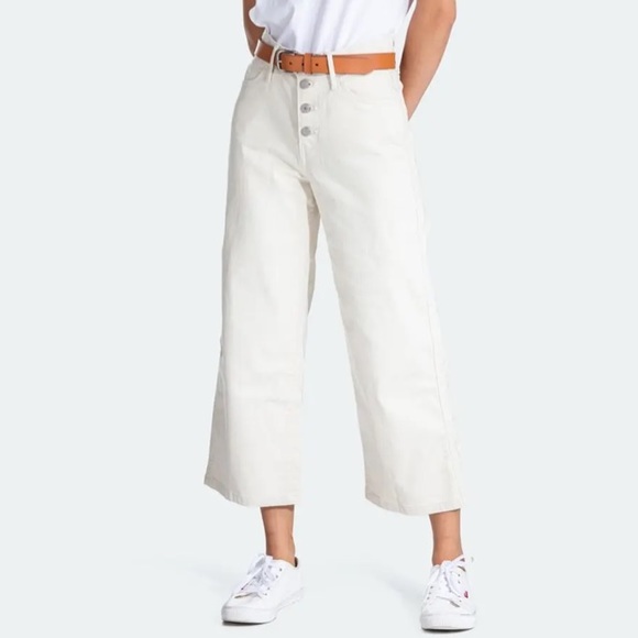 Levi's Denim - Levi's Mile High Cropped Wide Leg Size 29X25